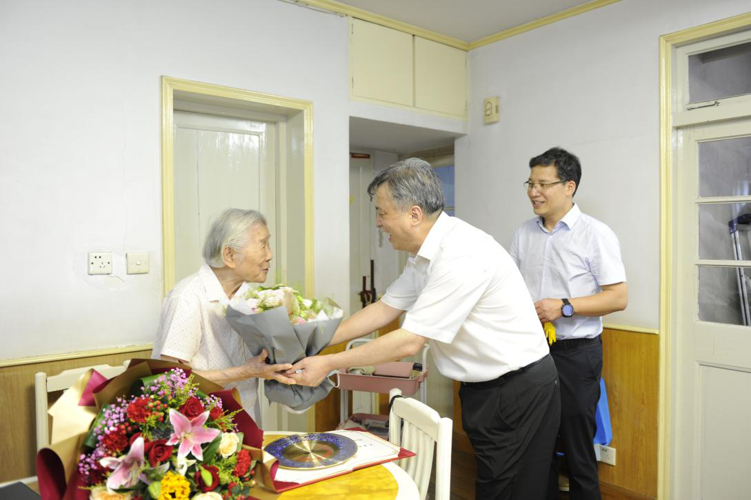 圖片2.png 圖片2.png